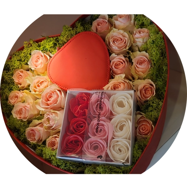 Scatola a forma di cuore 